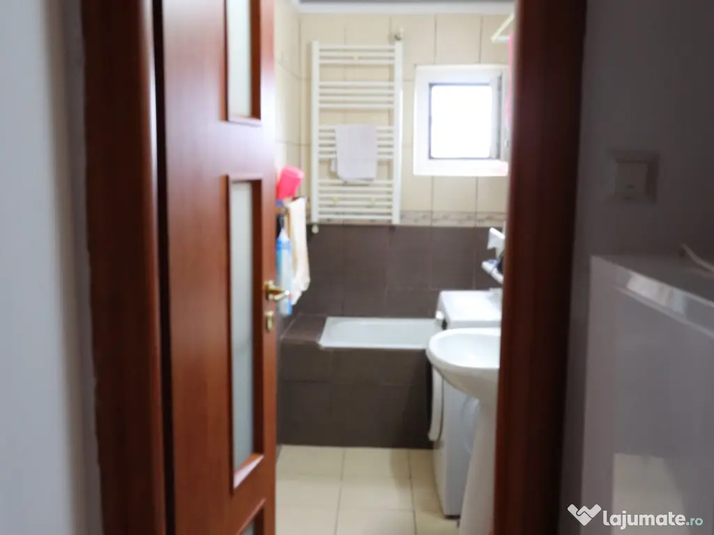 Apartament cu 2 camere de vanzare- zona Salaj- Calea Rahovei