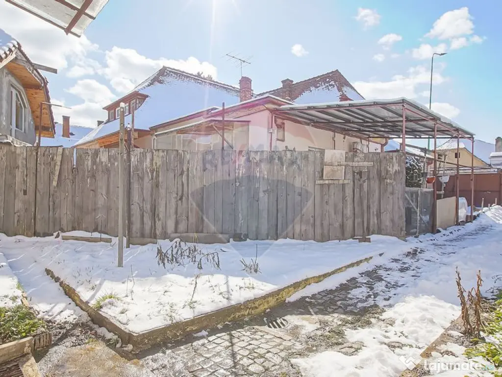 Oportunitate renovare Avram Iancu colț Nicopole 