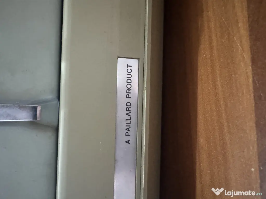 Masina de scris hermess 3000 