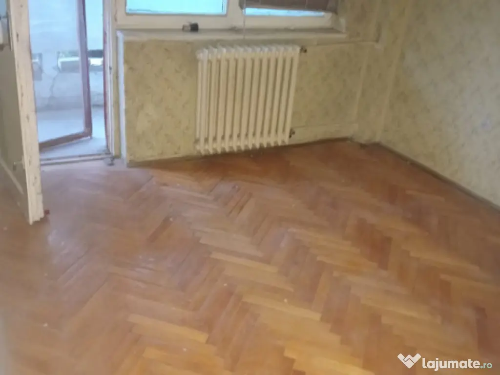 - Apartament 2 camere confort 1, Zona Hipodrom, etaj 3. 