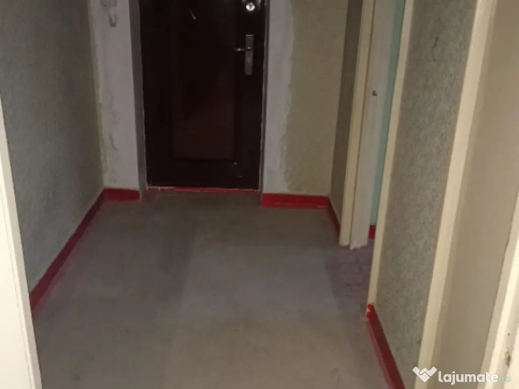 - Apartament 2 camere confort 1, Zona Hipodrom, etaj 3. 