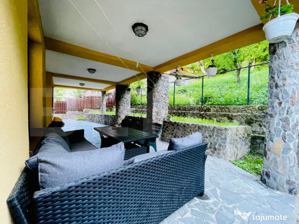 Proprietate individuală D+P+M, curte proprie, ideală pentr