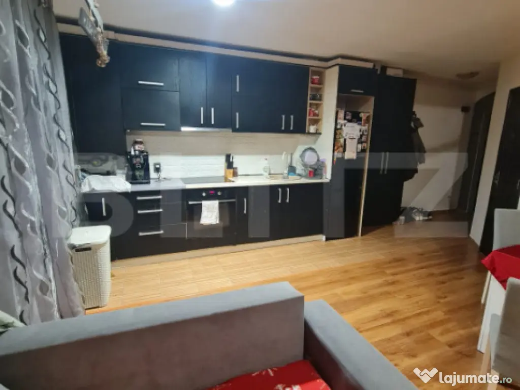 Apartament cu 3 camere, 64 mp utili, mobilat si utilat, parc 