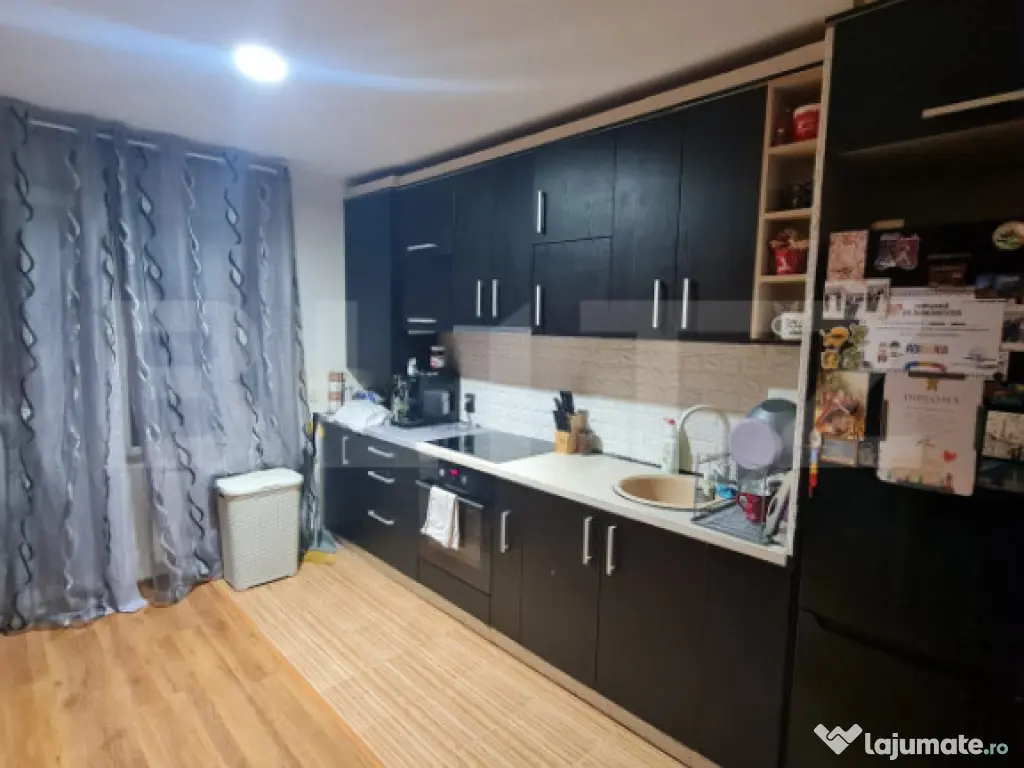 Apartament cu 3 camere, 64 mp utili, mobilat si utilat, parc 