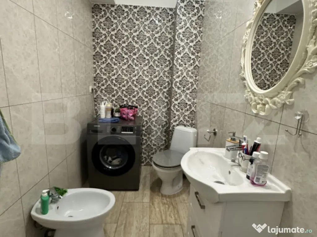 Apartament 3 camere, 88 mp, loc de parcare, zona Cornitoiu -