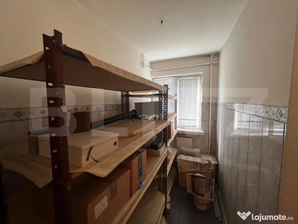 Spatiu comercial, 80 mp, zona Segarcea, Craiovița