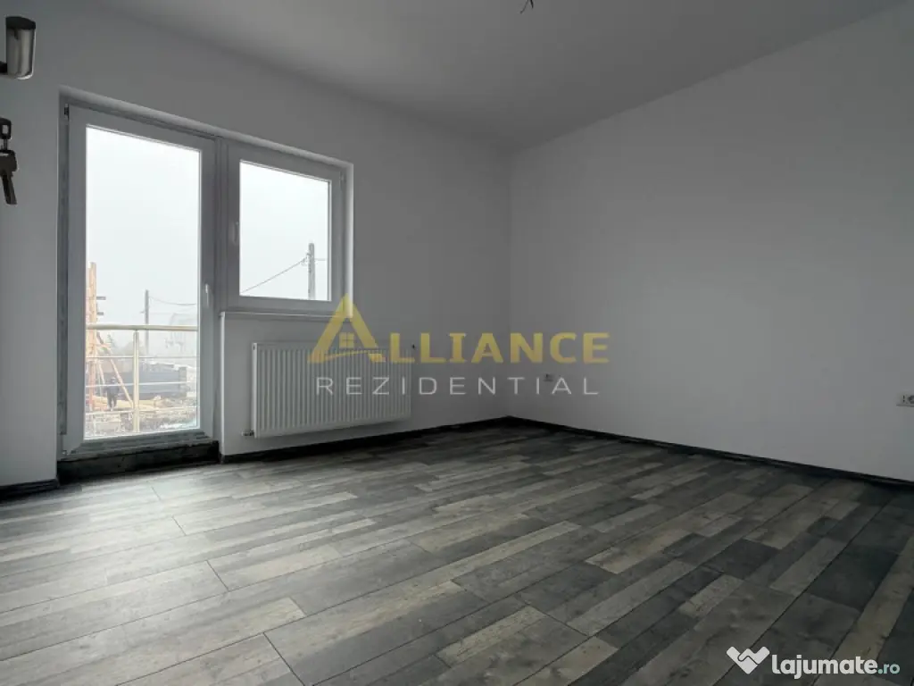 5 camere || strada asfaltata || gata de mutare 