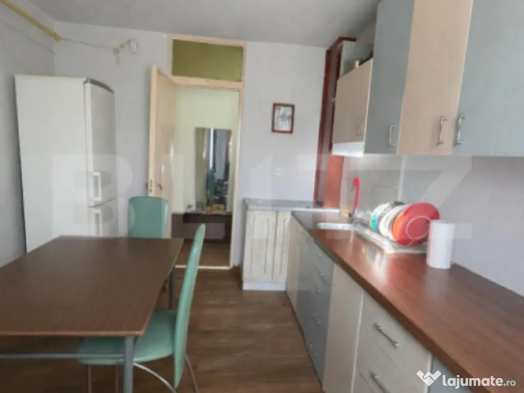 Apartament 3 camere, 70 mp, Zona Blocuri, Campia Turzii