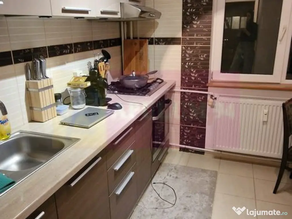 Garsoniera, 40mp, Metrou Brancoveanu și Parcul Tineretului 