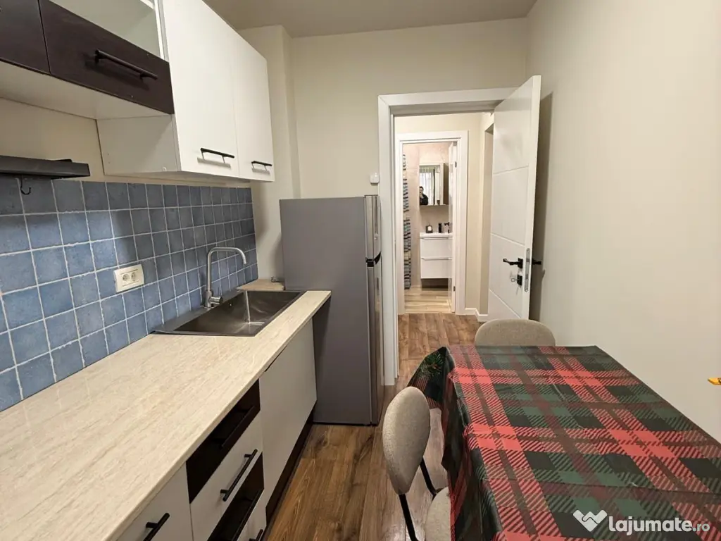 Prima inchiriere! Garsoniera complet renovata Focsani centru. 