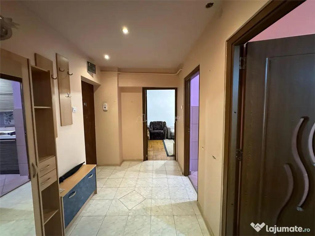 Resita, Apt.2 cam.Cf.1, Decom., Lunca