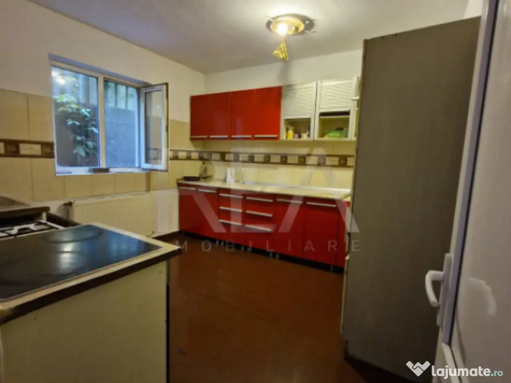 Vilă CU 13 CAMERE LÂNGĂ AUCHAN VITAN 