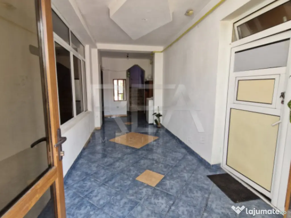 Vilă CU 13 CAMERE LÂNGĂ AUCHAN VITAN 