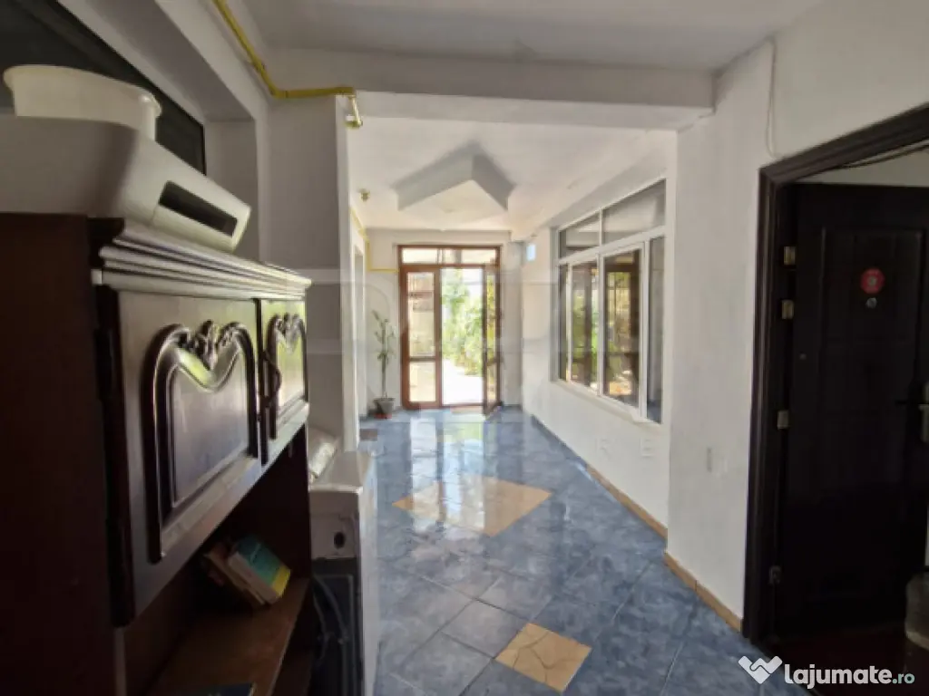 Vilă CU 13 CAMERE LÂNGĂ AUCHAN VITAN 