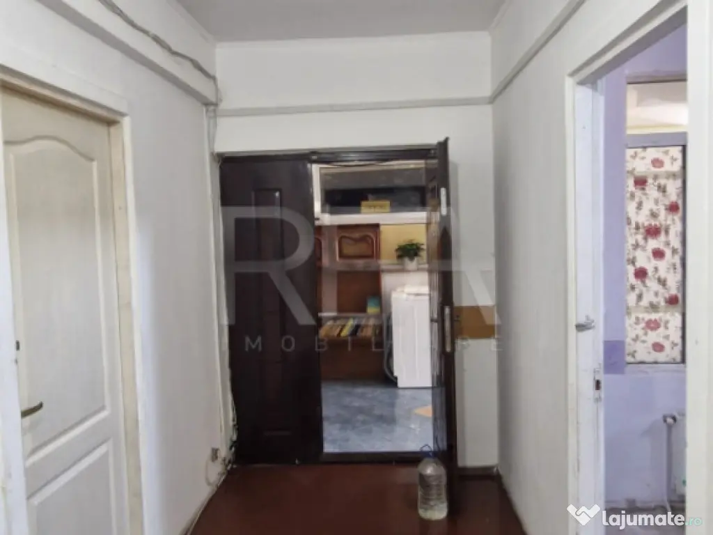 Vilă CU 13 CAMERE LÂNGĂ AUCHAN VITAN 