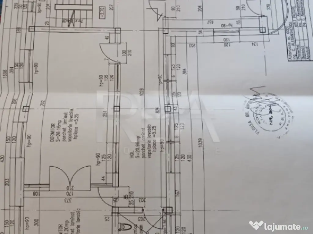 Vilă CU 13 CAMERE LÂNGĂ AUCHAN VITAN 
