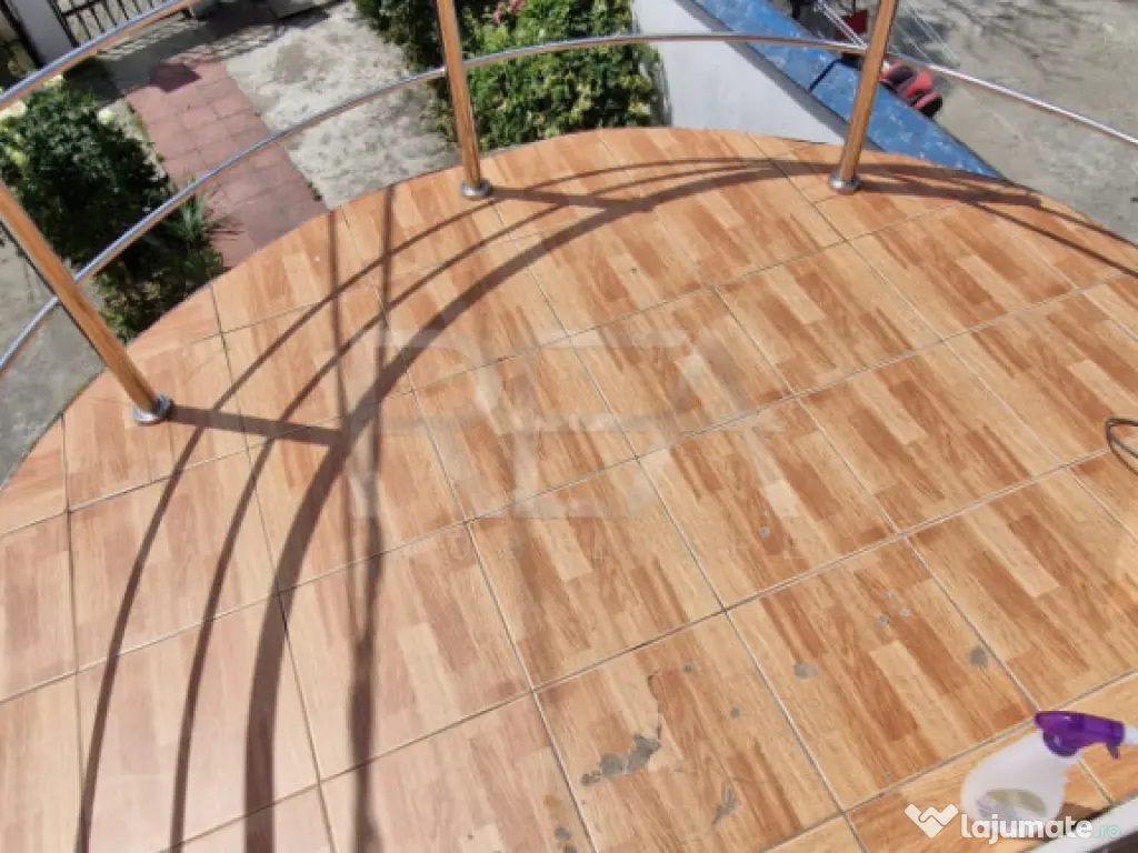 Vilă CU 13 CAMERE LÂNGĂ AUCHAN VITAN 