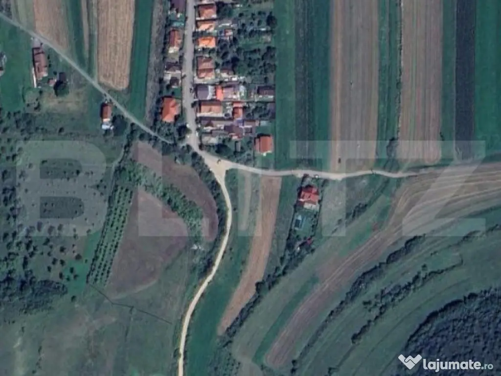 Teren intravilan, ideal pentru casa, 1000mp, utilitati la f 