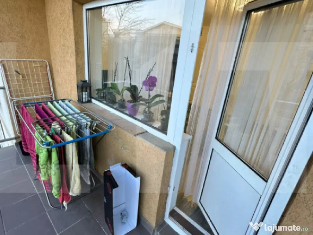 Apartament cu 3 camere, 96 mp, zona Micalaca 