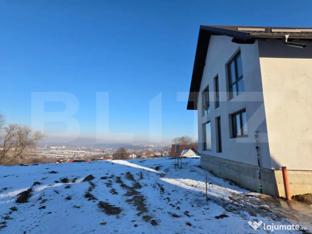 Doua case in Sfantu Ilie, 110mp utili, garaj, acces privat. 