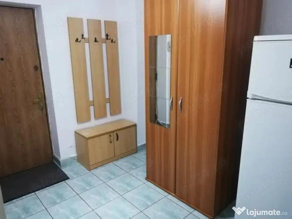 Vitan mall parter decomandat 