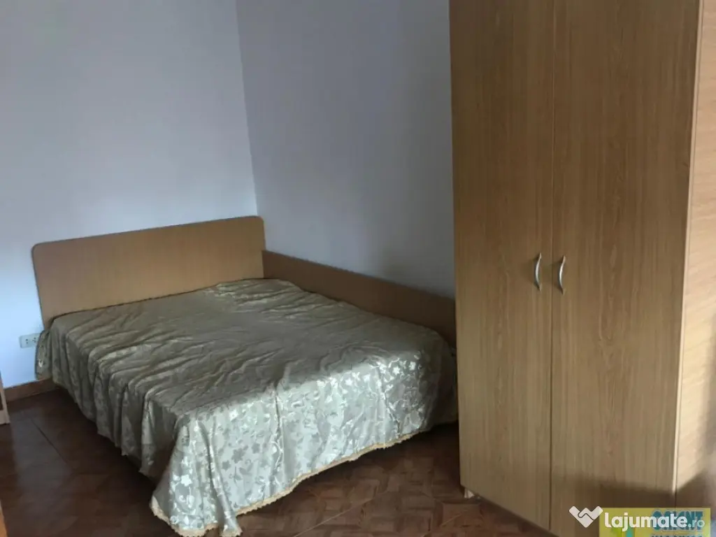 Capitol, garsoniera, 28mp, mobilata, inchirieri Constanta 