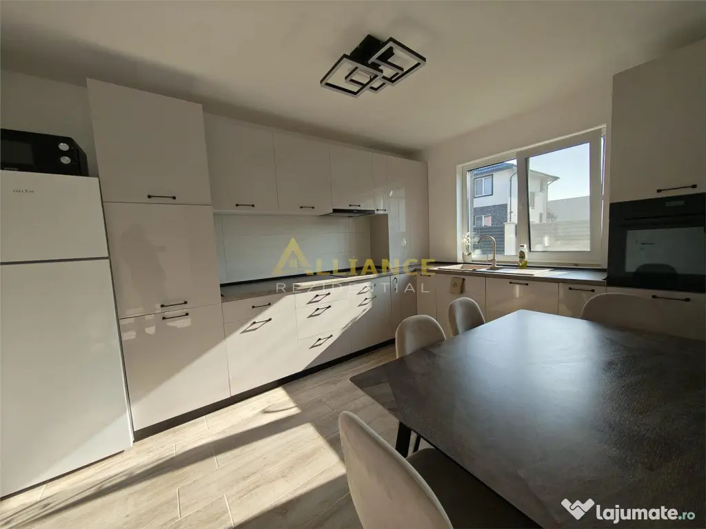 Casa 4 camere | Strada Aviatorilor | Partial mobilata 