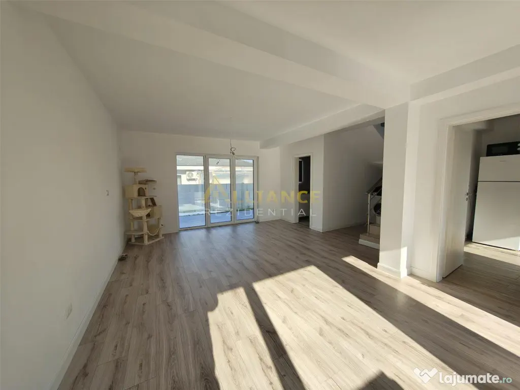 Casa 4 camere | Strada Aviatorilor | Partial mobilata 