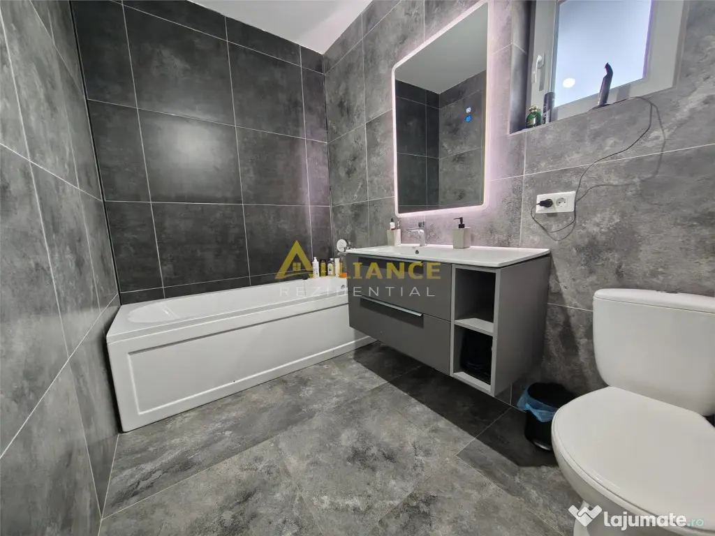 Casa 4 camere | Strada Aviatorilor | Partial mobilata 