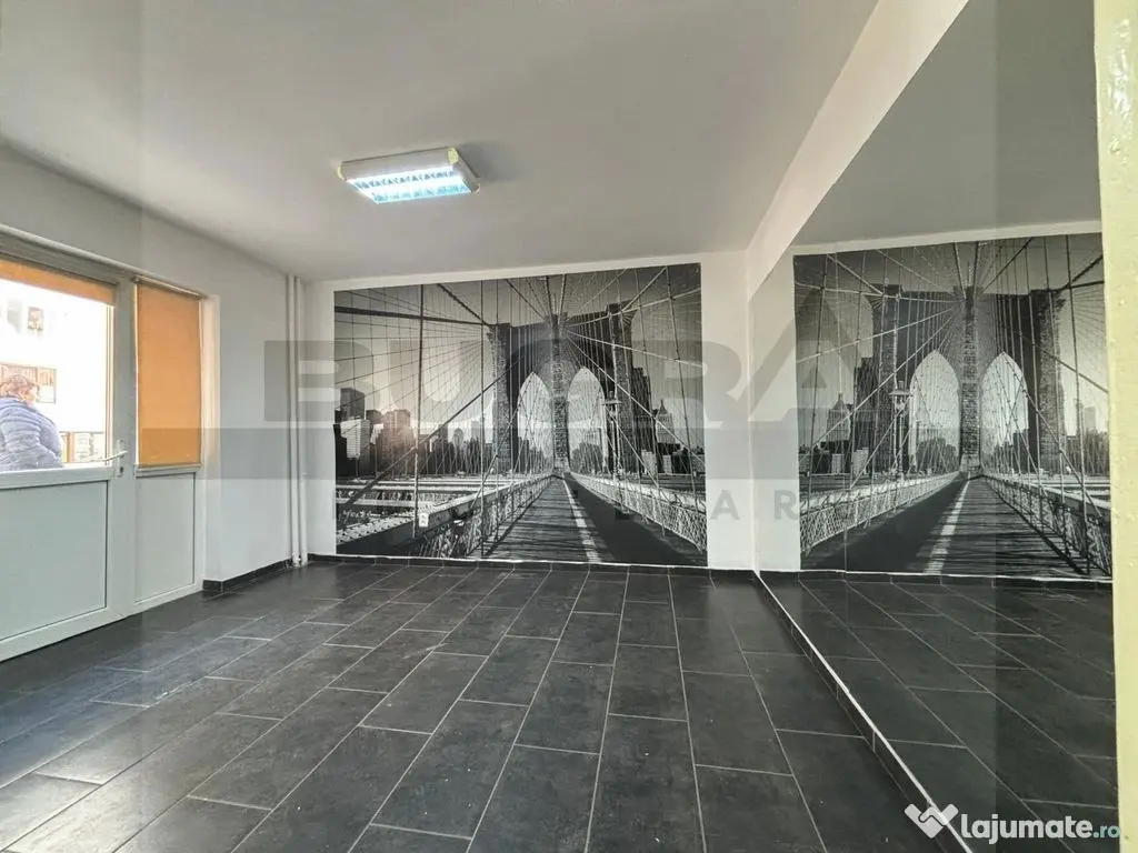 Spatiu de birou, 2 cai acces, terasa, zona Campului 