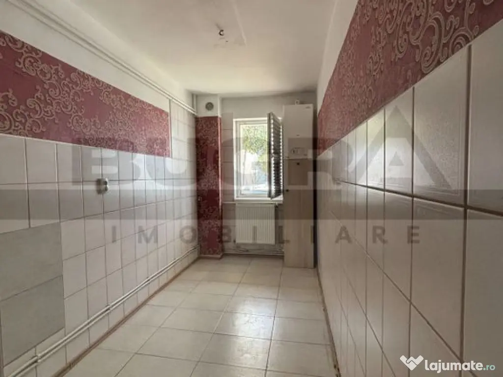 Spatiu de birou, 2 cai acces, terasa, zona Campului 