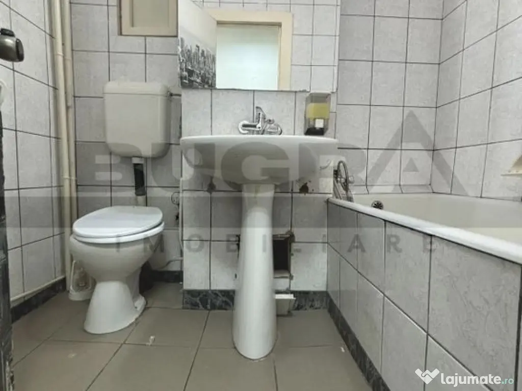 Spatiu de birou, 2 cai acces, terasa, zona Campului 