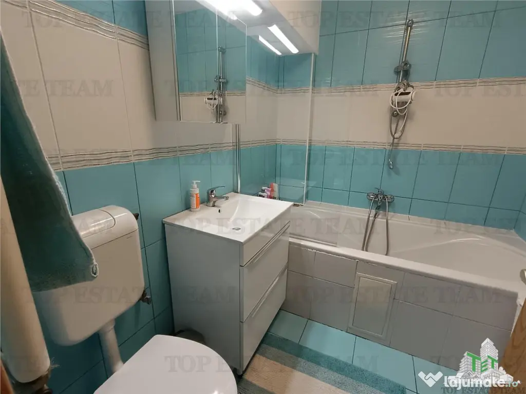 Apartament 4 camere Turda- vedere spre parcul Regina Maria 