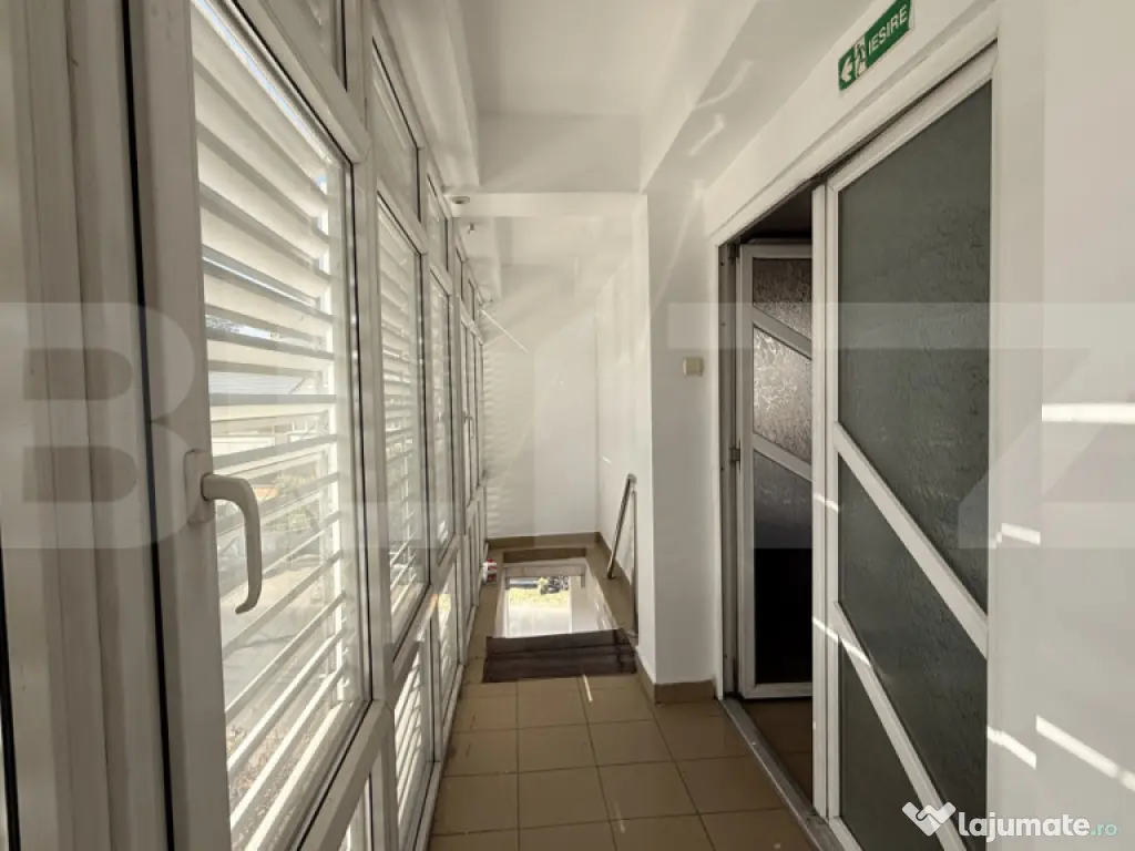 Spațiu comercial P + E + M 308 mp utili, zona Medicina Vech 