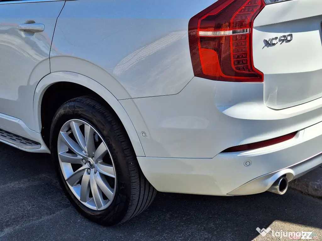 VOLVO XC90 D5 2017 - 202 500km - impecabila - primul proprietar 