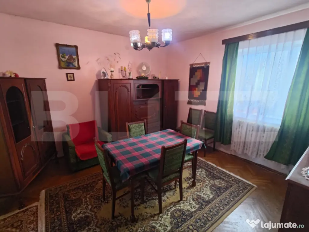 Oportunitate ! Casă renovabilă 176 mp, teren de 530 mp, c 