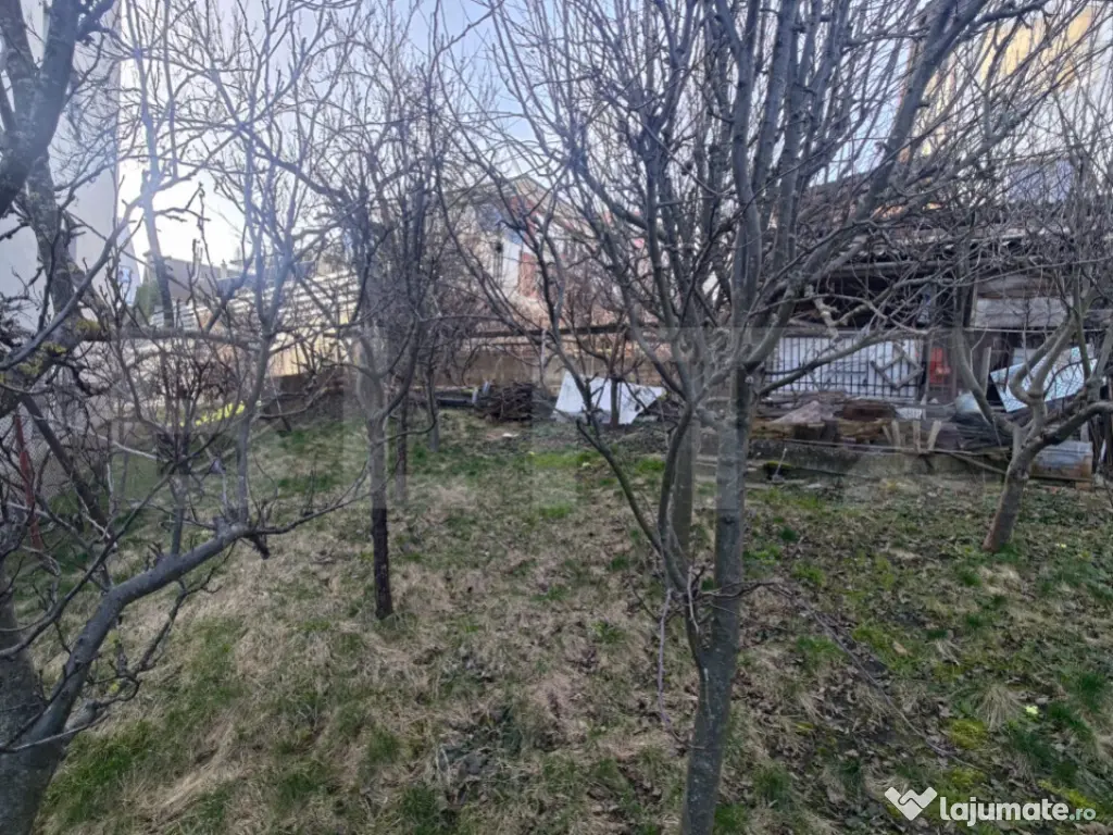 Oportunitate ! Casă renovabilă 176 mp, teren de 530 mp, c 