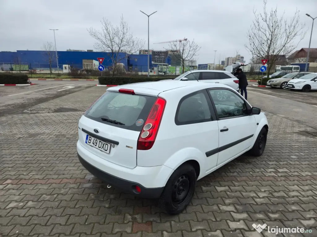 Ford fiesta 1.4 tdci 2008 141.000 km stare buna