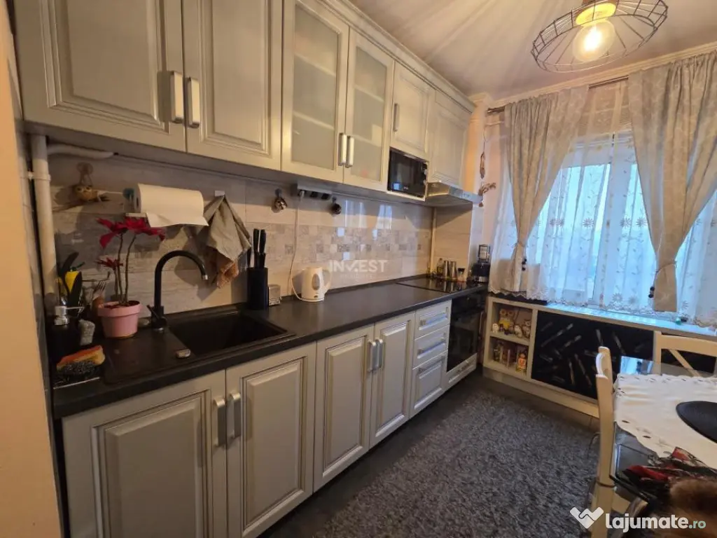 APARTAMENT-3 CAMERE-DECOMANDAT-MIRCEA CEL BATRAN 