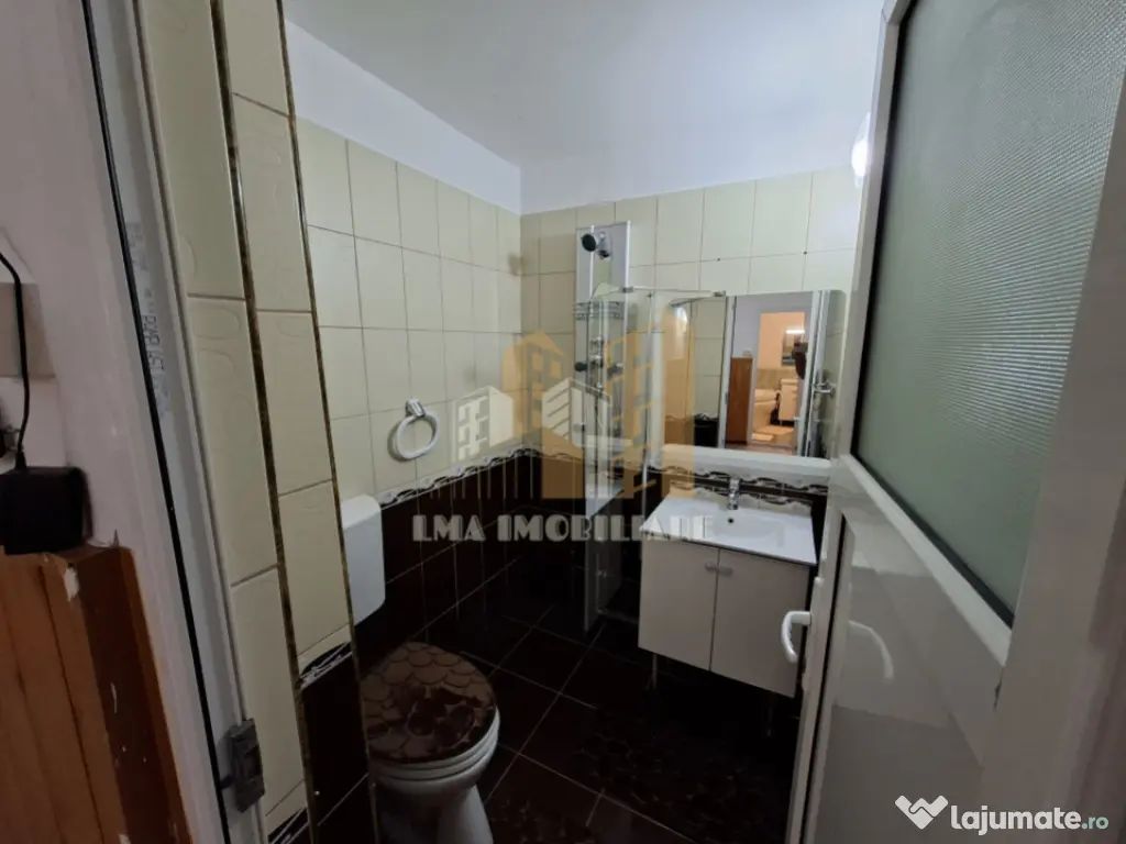 Apartament 3 camere decomandat Florilor-Vlahuta Brasov 