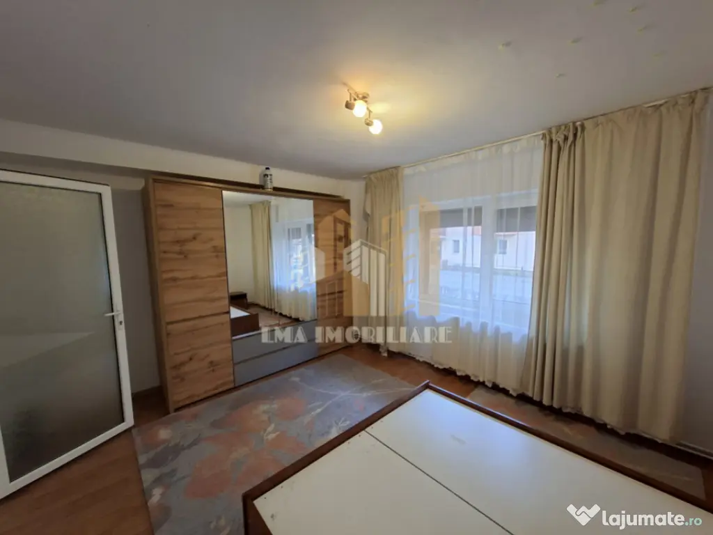 Apartament 3 camere decomandat Florilor-Vlahuta Brasov 
