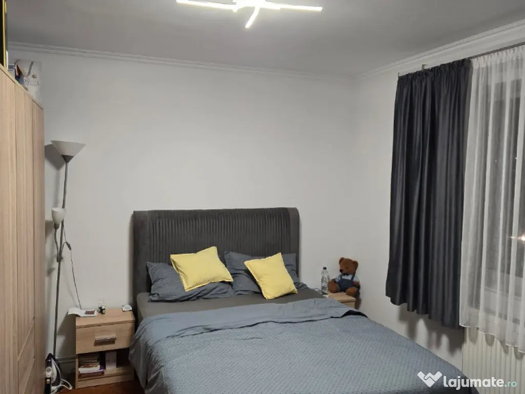 Vand apartament 2 camere in Deva, zona Titu Maiorescu, etaj 3, 