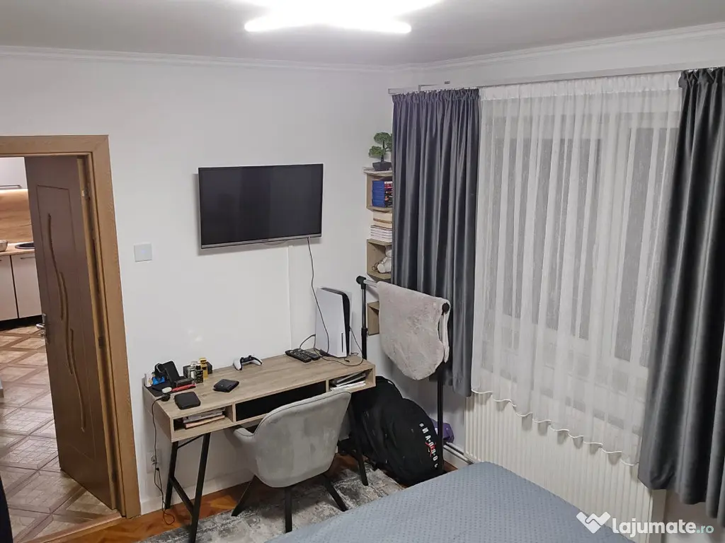 Vand apartament 2 camere in Deva, zona Titu Maiorescu, etaj 3, 