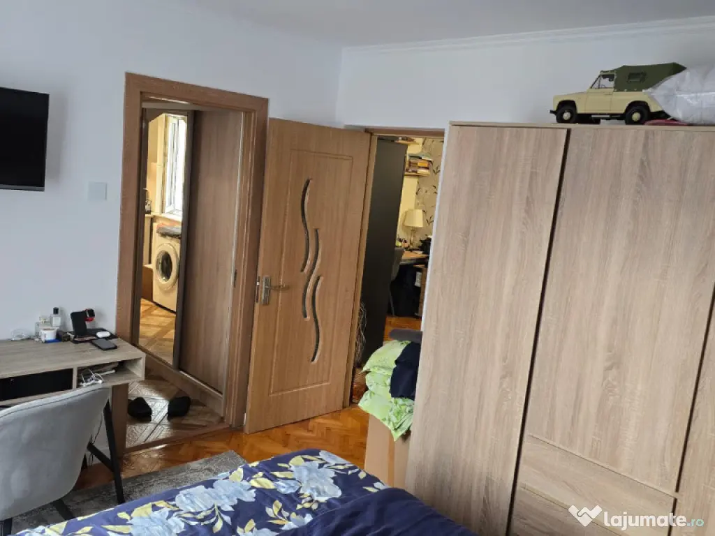 Vand apartament 2 camere in Deva, zona Titu Maiorescu, etaj 3, 