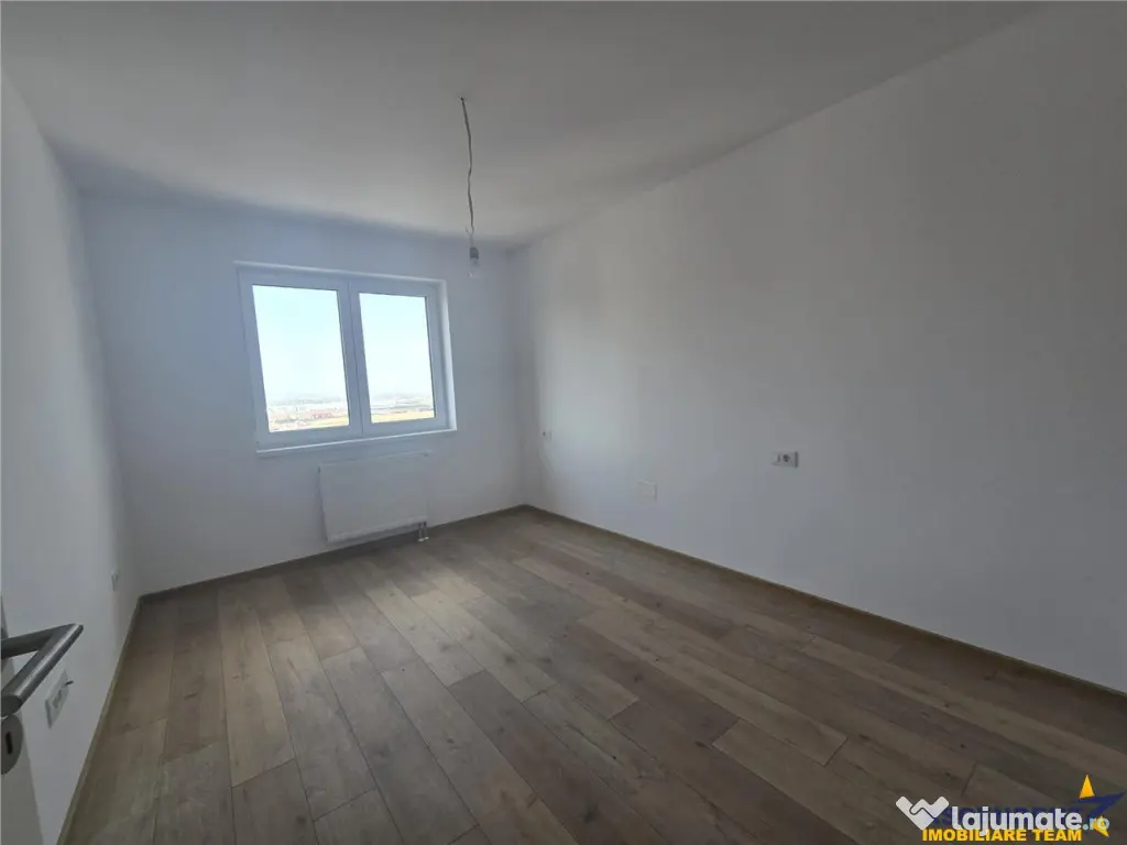 Imobil 3 camere, decomandat, Casa Nobel, parcare inclusa 