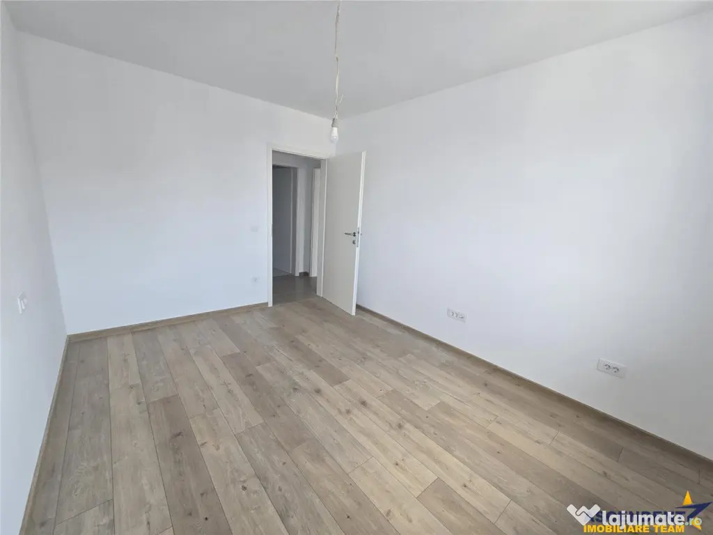 Imobil 3 camere, decomandat, Casa Nobel, parcare inclusa 