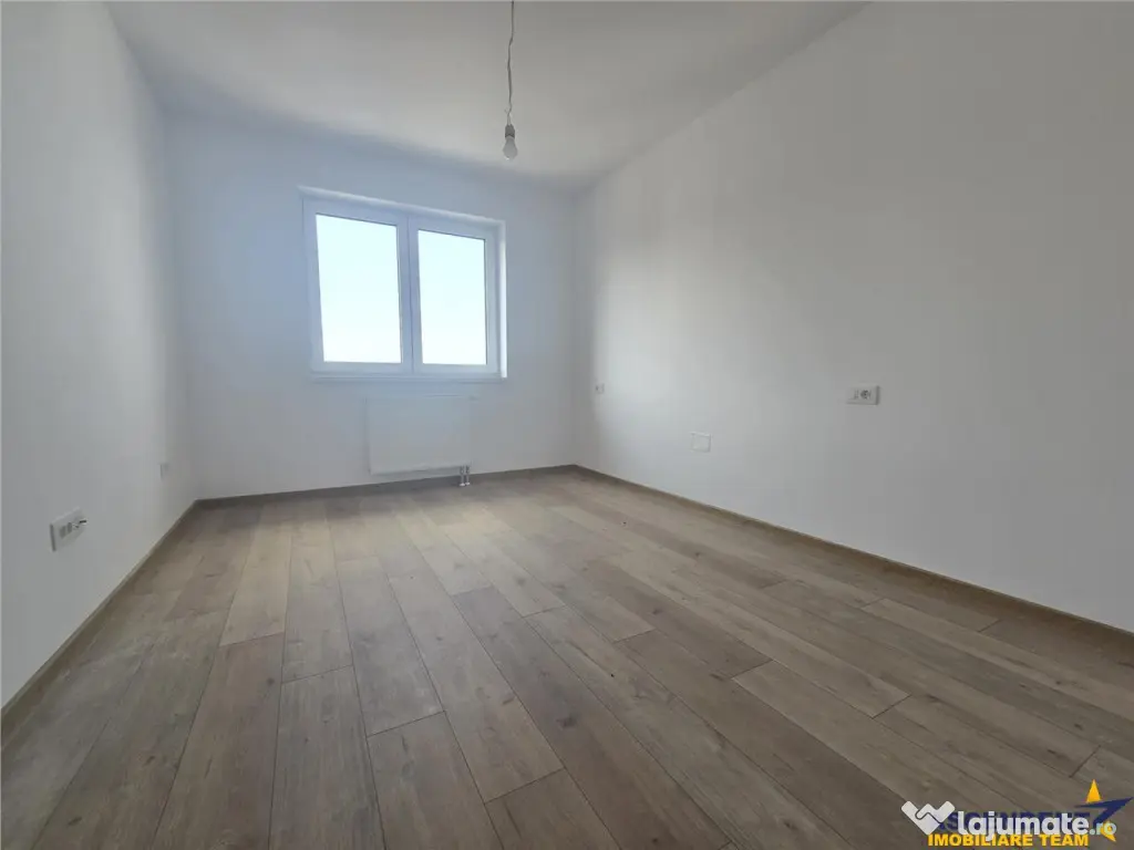 Imobil 3 camere, decomandat, Casa Nobel, parcare inclusa 