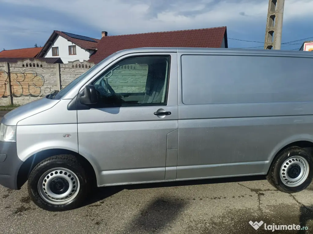 Volkswagen transporter T5 2008 1.9TDI 