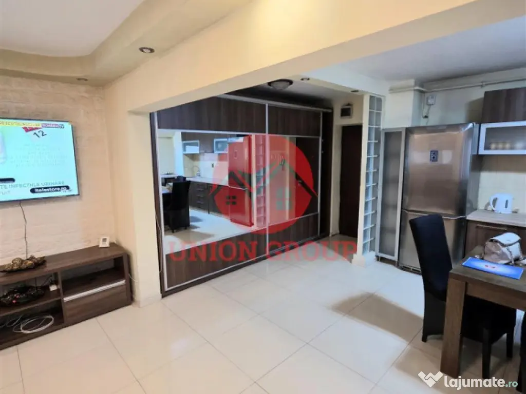 Apartament 100 mp, 4 camere, Zona Excelenta 