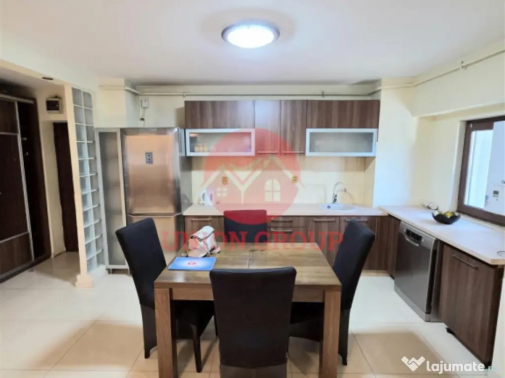 Apartament 100 mp, 4 camere, Zona Excelenta 